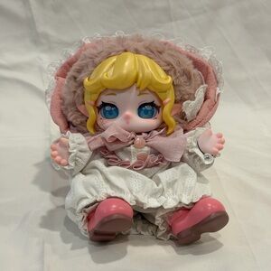 Antoo secret edition Doll